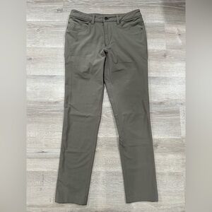 N78 Lululemon Pants Mens 28 ABC Pants Slim Fit Warpstreme Gray 28x28”